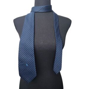 Christian Dior Polka Dot Neck Tie Blue Vintage Classic Designer Preppy Executive